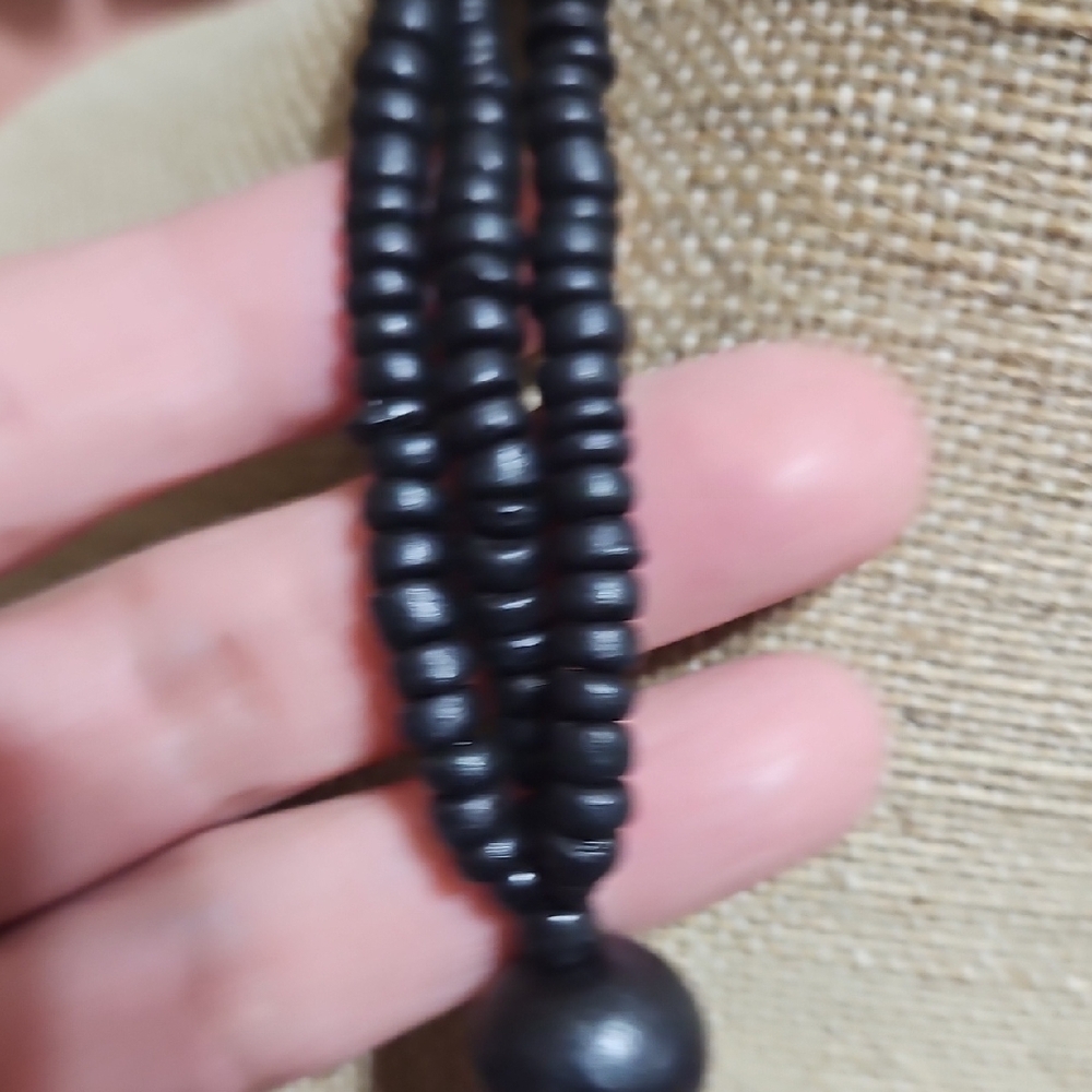 Lee Sands Handcrafted Egyptian Style Necklace with Black and Brown Beads - Picture 6 of 8